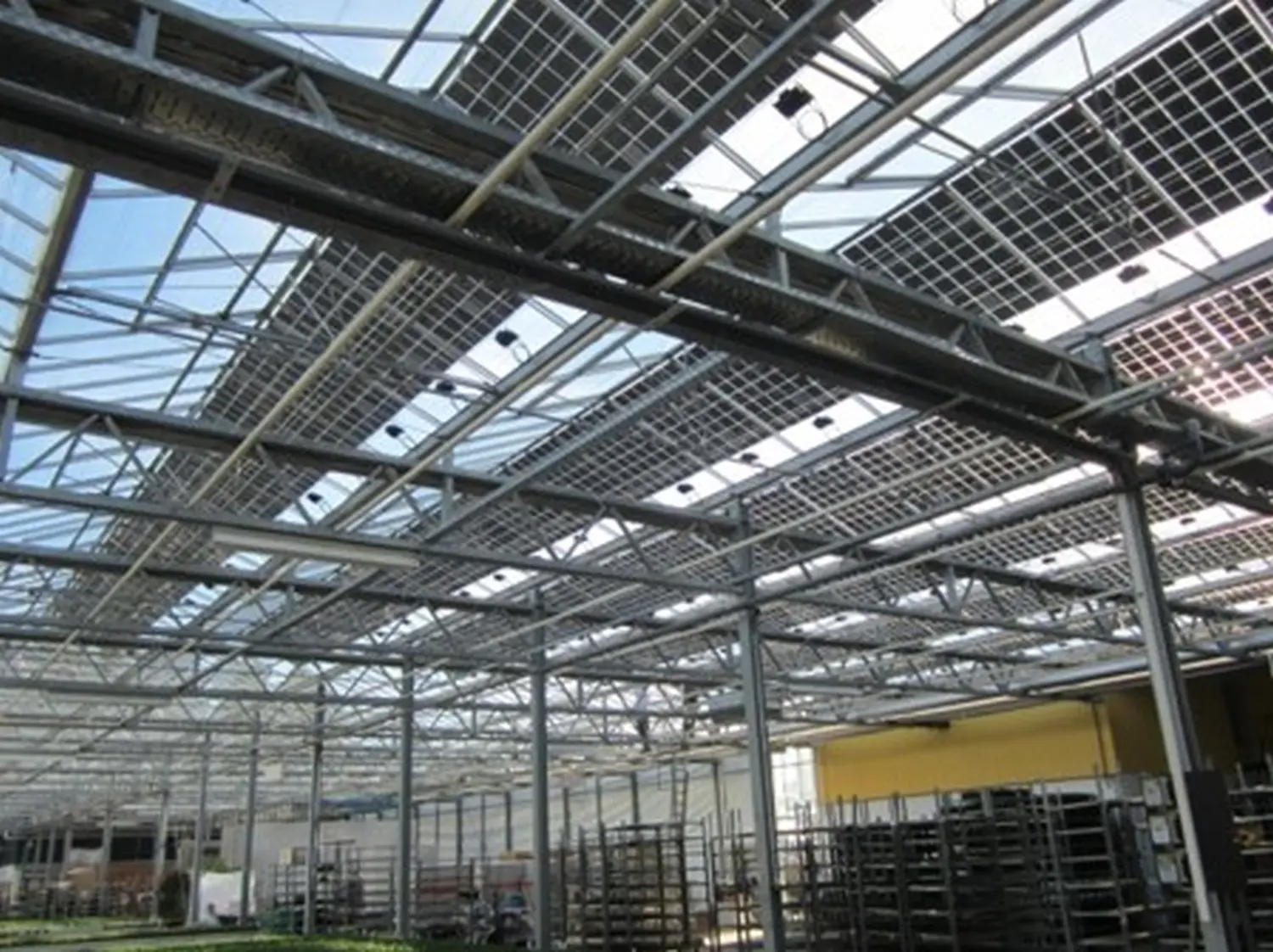 PV-Anlage mit verschiedenen Unterkonstruktionen vom Solarzentrum Thüringen