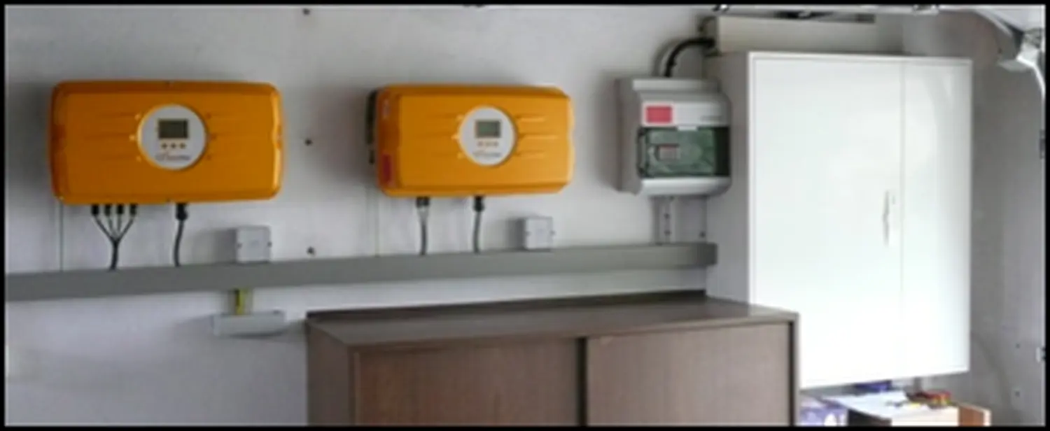 Bestandteile einer Photovoltaikanlage vom Solarzentrum Thüringen