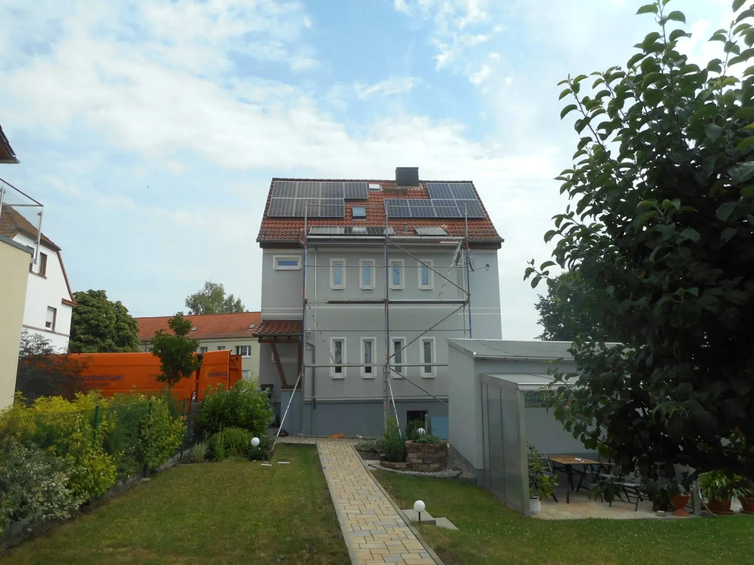 Bestandteile einer Photovoltaikanlage vom Solarzentrum Thüringen